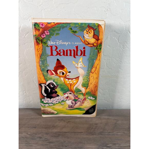 Walt Disney Bambi VHS Video Tape Black Diamond Classic Clamshell Case VTG RARE! - Picture 1 of 3